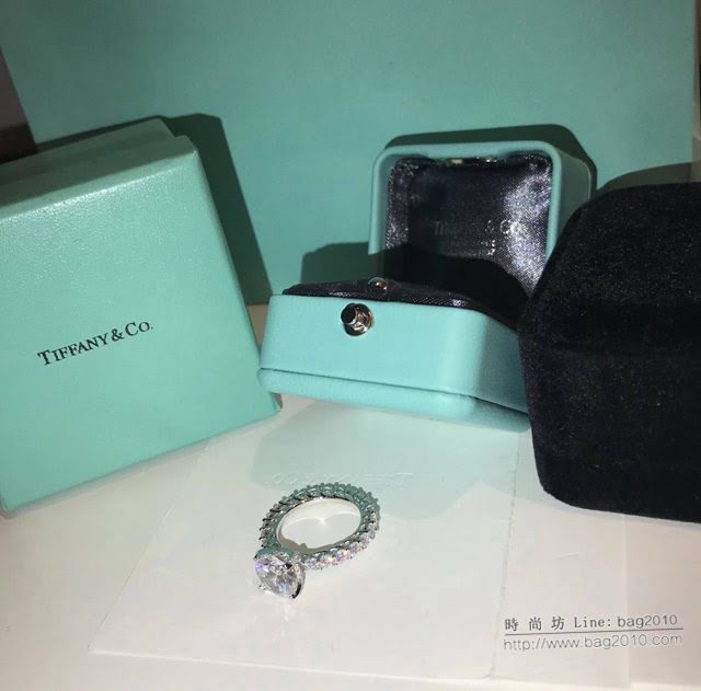 Tiffany純銀飾品 蒂芙尼女士專櫃爆款四爪鑽戒 Tiffany925純銀微鑲八心八箭戒指  zgt1732